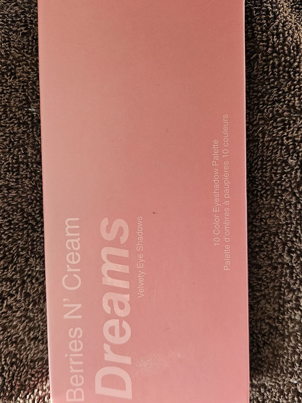 Berries N' Cream Dreams Velvet Eye Shadow Palette - Pink